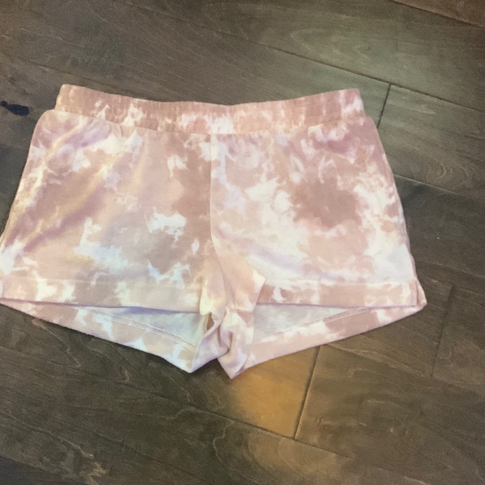 Bed shorts with pockets
